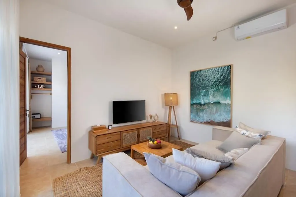 Gorgeous Villa Amika 2 Beds Villa With Rooftop Uluwatu  0*, Uluwatu (Bali)
